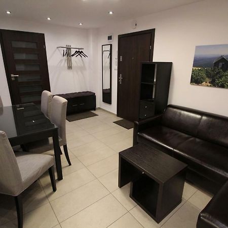 シクラルスカ・ポレンバApartament Meanderアパートメント エクステリア 写真