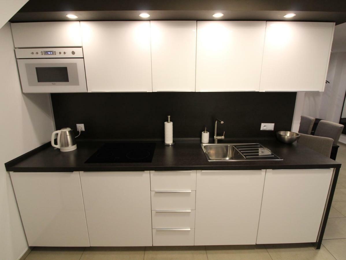 シクラルスカ・ポレンバApartament Meanderアパートメント エクステリア 写真
